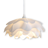 Floria Taklampa – Elegant Lampa med Blombladsliknande Form Hemnix