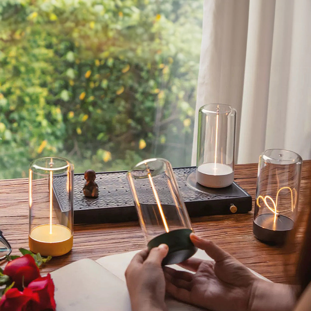 Modern magnetisk transparent akryl mini bordslampa Carvallo