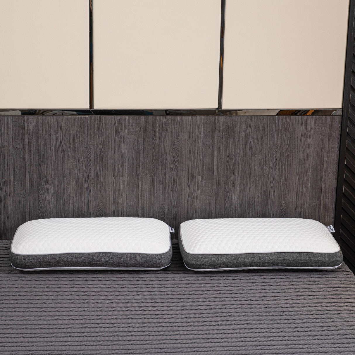 Ortopedisk minnesskumkudde – Ultimat stöd för smärtfri sömn Carvallo