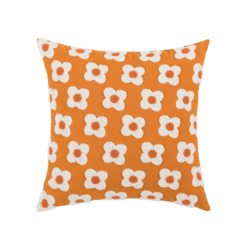 WhimsiCharm - Broderat kuddfodral med blommande tusensköna MILA Sverige