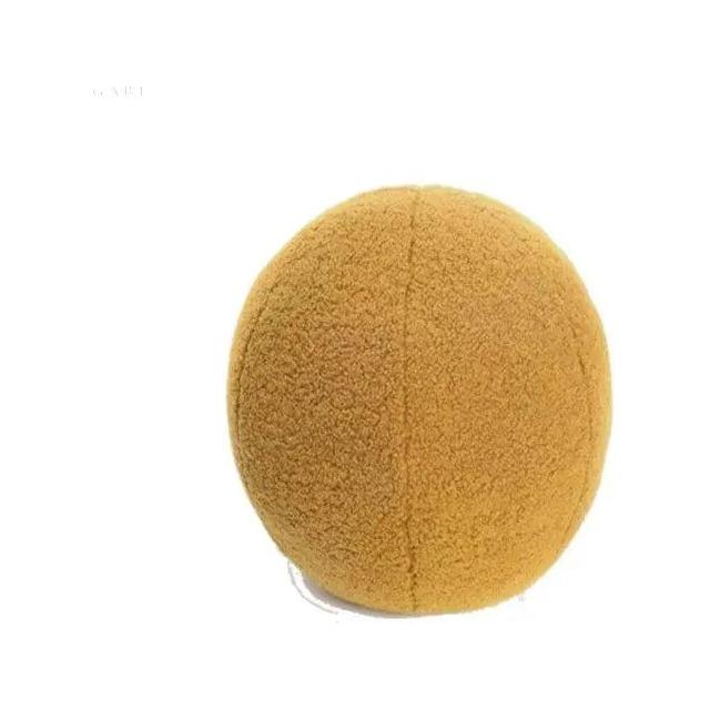 Farrah Kudd - Nordiskt Ball-Plush-Kudde Carvallo