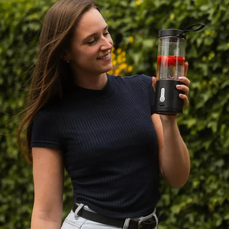 Bärbar Smoothiemaker med 6 kraftfulla blad – Kompakt mixer för att ta med Carvallo