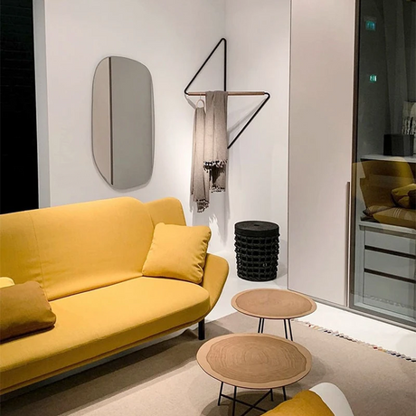 Elegant Väggmonterad Klädhängare | Trä & Metall | Svart/Vit/Naturlig | Brick by Brick Carvallo