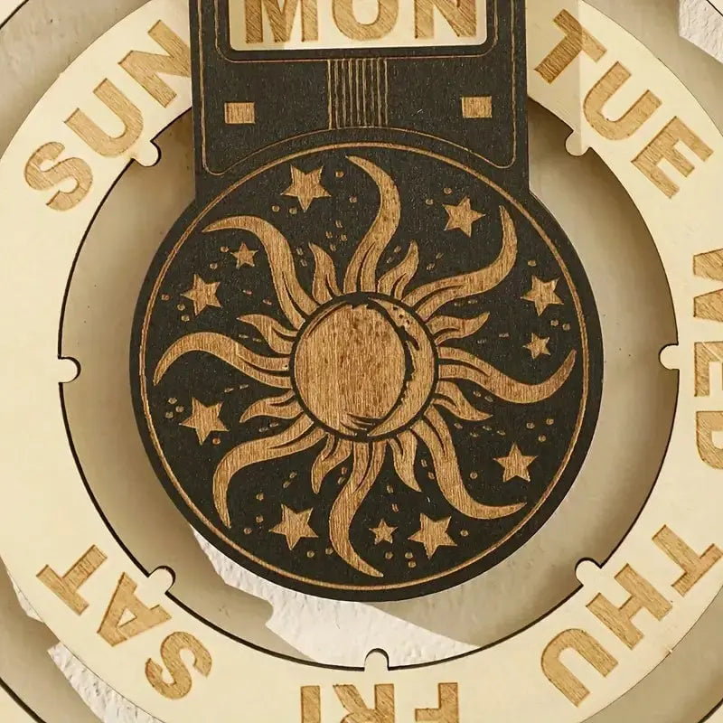 TimberTurn – Evig skrivbordskalender i trä med roterande display MILA Sverige