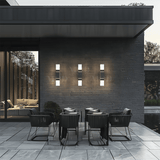 Samtida svart aluminium vägglampa – Väderbeständig utomhusbelysningslösning Carvallo