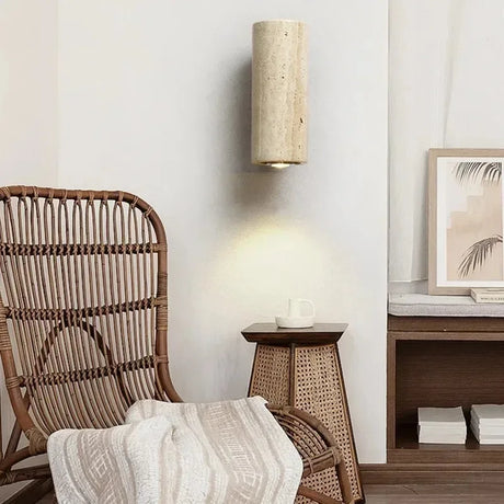 StoneGlow - Modern Vägglampa med Naturstensutseende för Vardagsrum och Sovrum Carvallo