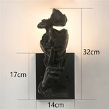 GoldenGaze - Modern Art Deco Vägglampa med Guld Ansiktsdesign Carvallo