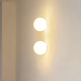 Rund Glas Vägglampa – Modern LED Lampa för Vardagsrum eller Hall Carvallo