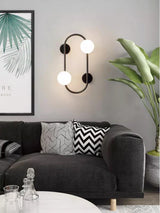 LuminoSphere - Modern mässingsvägglampa med glasbollar Carvallo