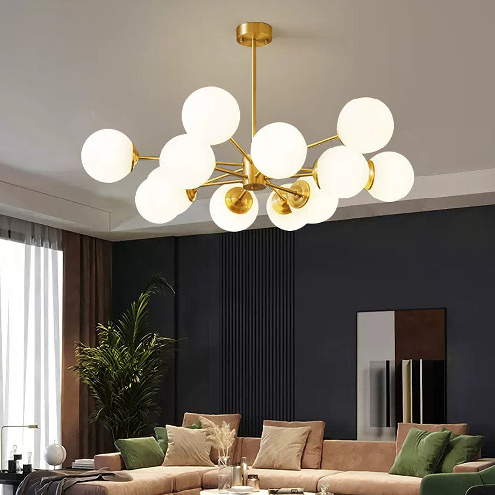 Lyxig Guld Kandelaber | Elegant Messingsbelysning för Sovrum | Intrikat Design | E27 Lampa Bas Carvallo