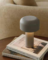 Eclipto | Sladdlös LED bordslampa - Modern design 21 cm Carvallo