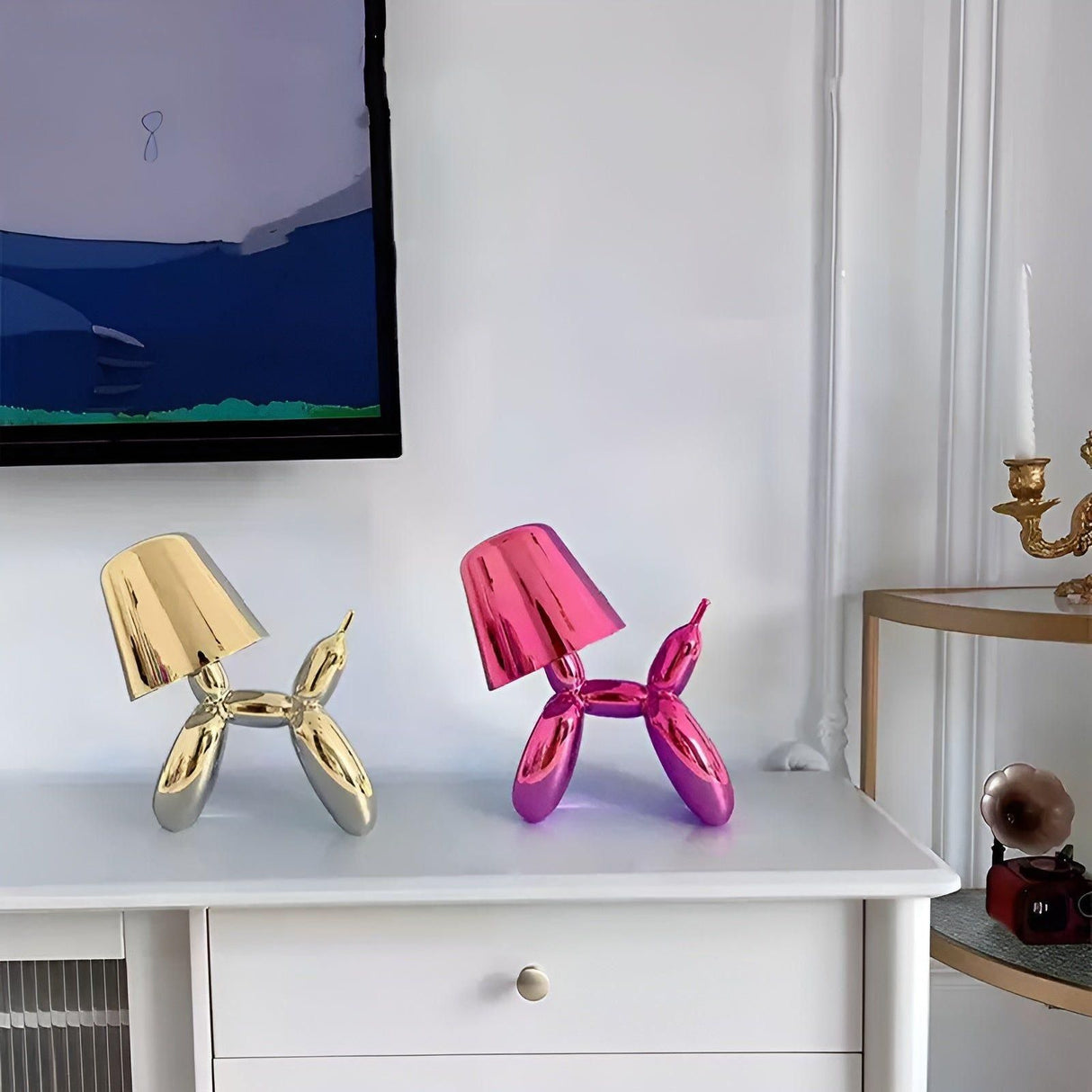 Pawsitive Glow: Kreativ elektropläterad hundlampa för det trendiga hemmet eller kontoret Carvallo