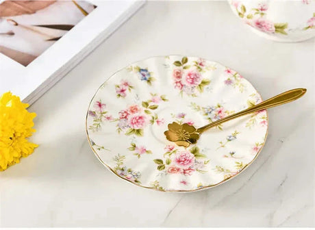 Luxury Bone China Coffee Cup – Utsökt porslinshantverk MILA Sverige