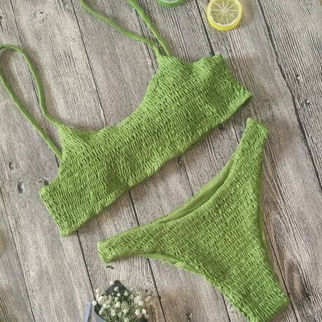 Plisserat bikiniset Bellasverige