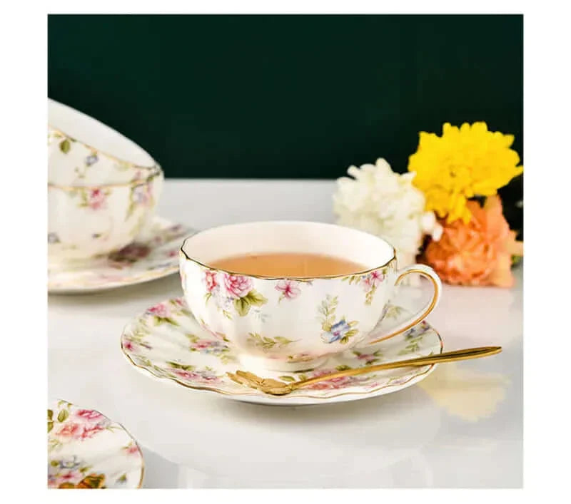 Luxury Bone China Coffee Cup – Utsökt porslinshantverk MILA Sverige