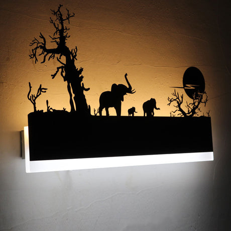 Vägglampa med mångsidig design Carvallo