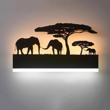 Vägglampa med mångsidig design Carvallo