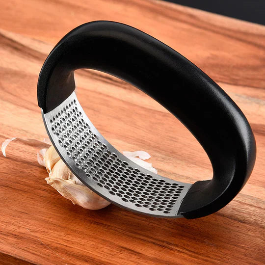 QuickCrush - böjd vitlökspress för matlagning utan trassel | 1+1 gratis Carvallo