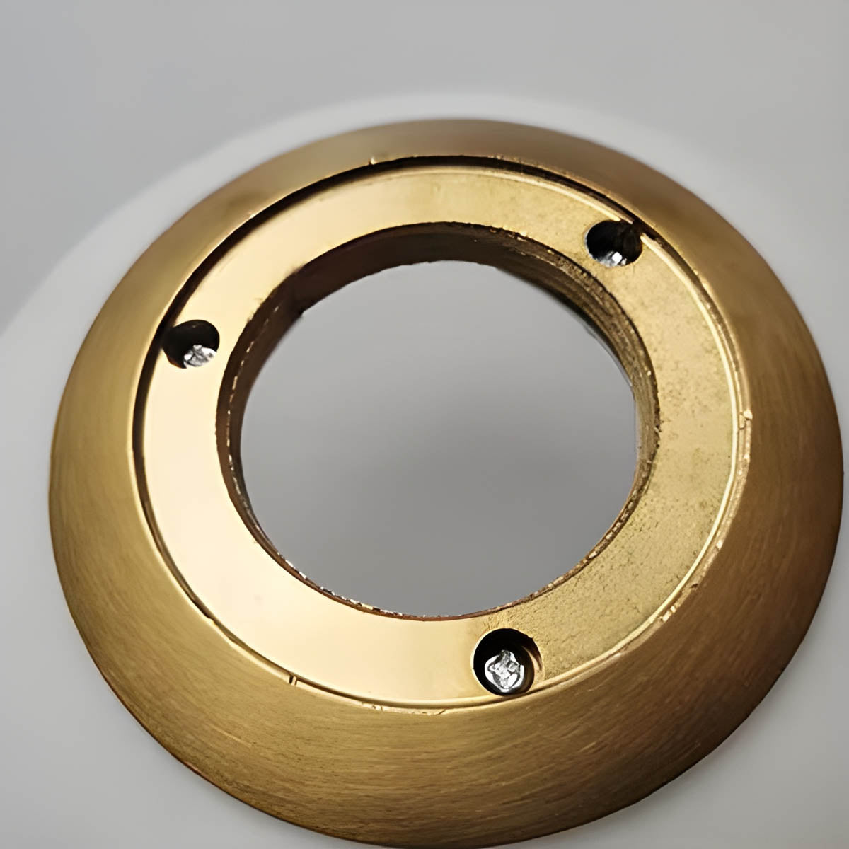 Carvallo – Lyxig Bordslampa med Modern Elegans och Glasdetaljer Carvallo