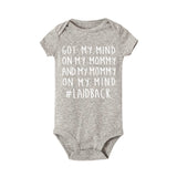 Jag tänker på min mamma Onesie-Kids-Hemnix-Grå med vit text-0-3M-Hemnix