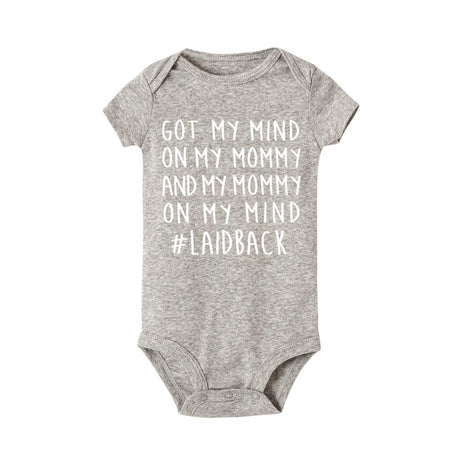 Jag tänker på min mamma Onesie-Kids-Hemnix-Grå med vit text-0-3M-Hemnix