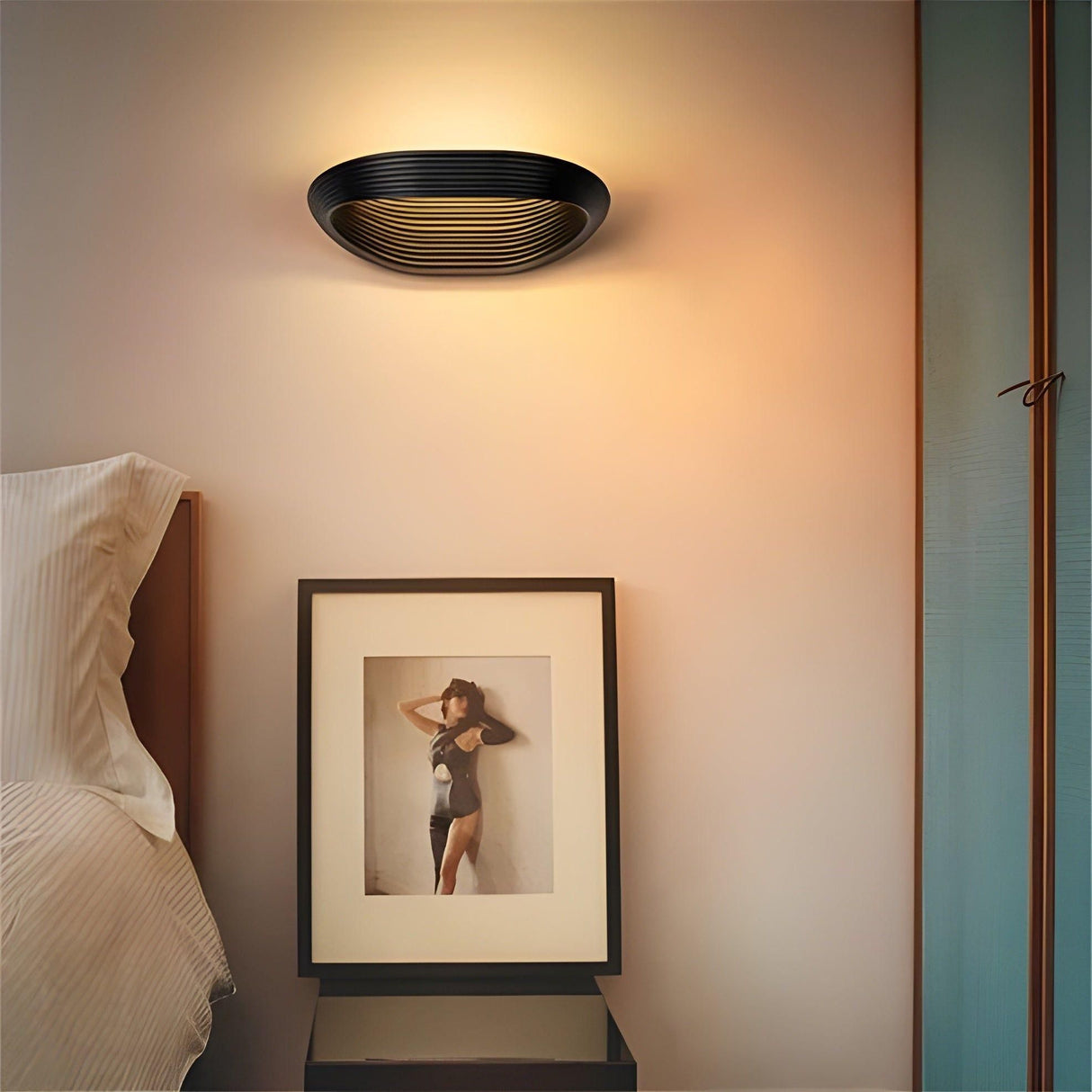 RadianceEdge Light - Modern LED Inomhus Vägglampa Carvallo
