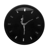 Carvallo – Elegant ballerina-inspirerad runt väggur med delikat design och tysta rörelser Carvallo