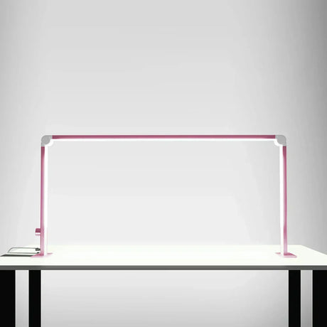 LunaGlow – Halvmåne LED Bordslampa för Kontor och Nagelstudio Belysning Carvallo