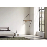 Carvallo – Stilren Hörnhängare med Minimalistisk Design i Trä och Metall Carvallo