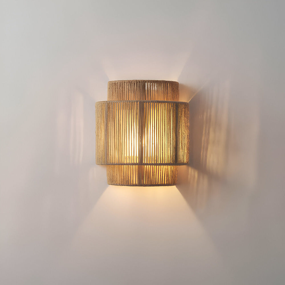 BohoLight Vägglampa – Handgjord Lampa i Hampa & Rotting Hemnix