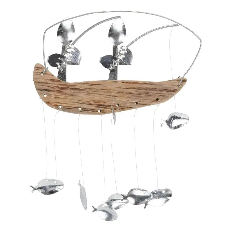 Fiskarvindklocka – Skulptur i återvunnen metall för fiskträdgård MILA Sverige