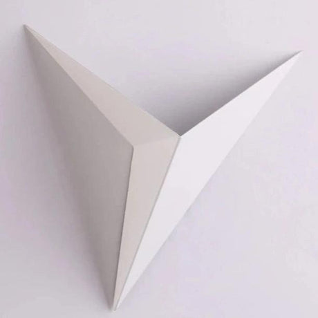 Carvallo - Elegant trekantig väggbelysning för modern inredning Carvallo