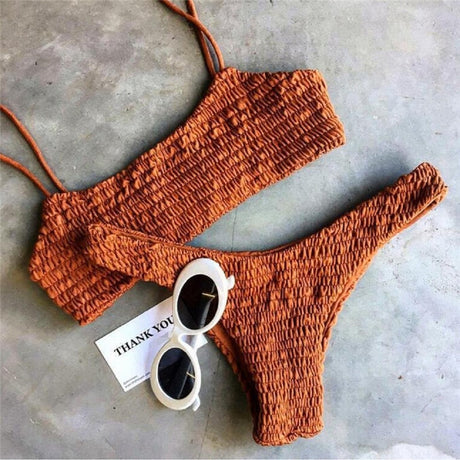 Plisserat bikiniset Bellasverige