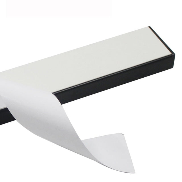 Carvallo – Modern väggfäste för knivar och köksredskap gjort av rostfritt stål med starka magneter Carvallo