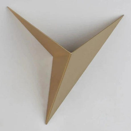 Carvallo - Elegant trekantig väggbelysning för modern inredning Carvallo