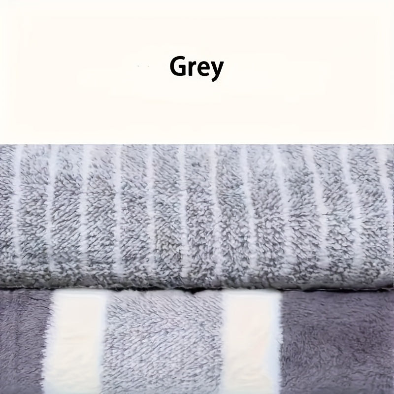 Carvallo – Lyxig 8-delars Badhandduksset av Mjuk Korallfleece för Ultimat Komfort Carvallo