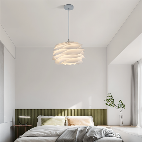 Aurora Taklampa – Stilren PVC Pendel i Blomdesign Hemnix