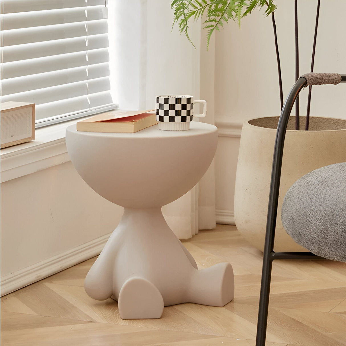 Modernt runt soffbord – Elegant mittpunkt i vardagsrummet med klassisk design MILA Sverige
