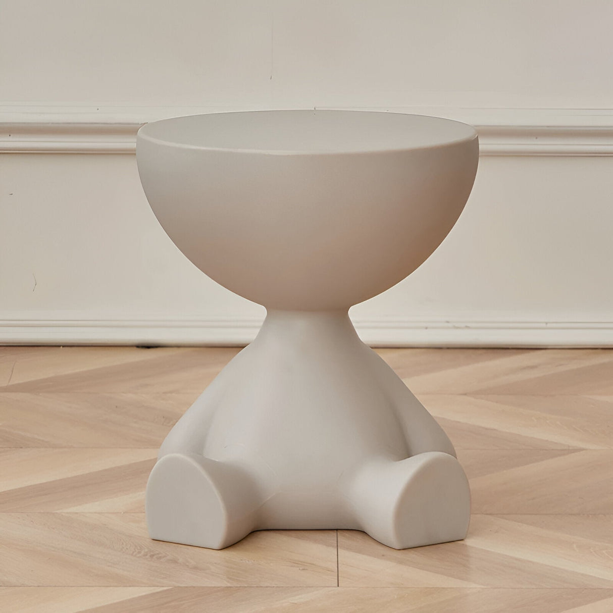 Modernt runt soffbord – Elegant mittpunkt i vardagsrummet med klassisk design MILA Sverige