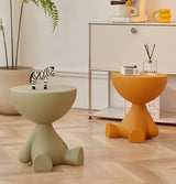 Carvallo – Runt sidobord med modern design och multifunktionell användning Carvallo