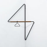 Modern geometrisk metallklädhängare – snygg och mångsidig förvaringslösning MILA Sverige