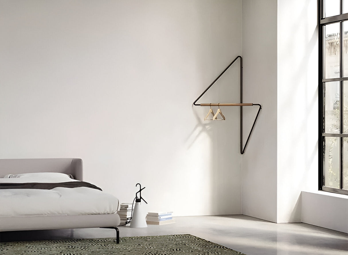 Modern geometrisk metallklädhängare – snygg och mångsidig förvaringslösning MILA Sverige