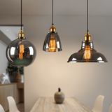 RetroGlow – Industriell Taklampa i Rökt Glas och Metall Hemnix