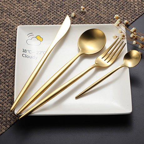 Arya Guld Bestickset – Elegant Enkelhet i Guld Carvallo