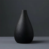 Elegant svart keramikvas för inomhus- och utomhusdekoration Carvallo