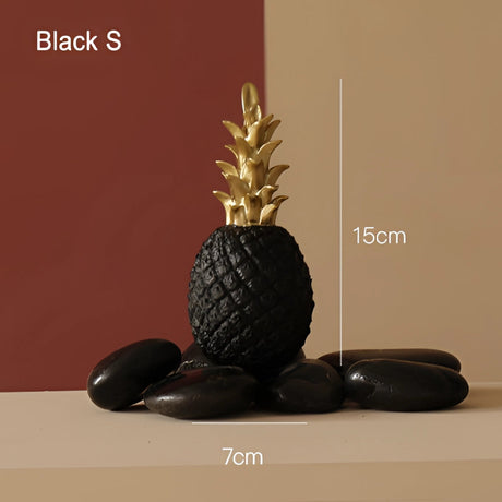 Nordic Ananas-deko-objekt av resin – Modernt heminredning, tropiskt inspirerad dekoration Carvallo