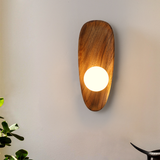 WoodGlo – Minimalistisk V�gglampa i Massivt Trä med LED-belysning Carvallo