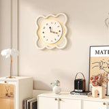 PuffTick – Marshmallow-inspired wall clock with soft curves and silent quartz movement Carvallo