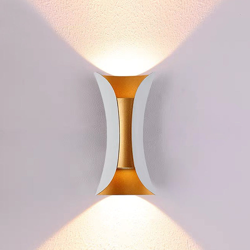 Vattentät LED Vägglampa | 7.9–11.8 x 3.9–4.7 tum | Aluminium & Glas | IP65 Klassad Modern Utomhusbelysning | Brick by Brick Carvallo