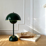 Carvallo – Lyxig rostfri stålhållare med unik skrumpen design Carvallo